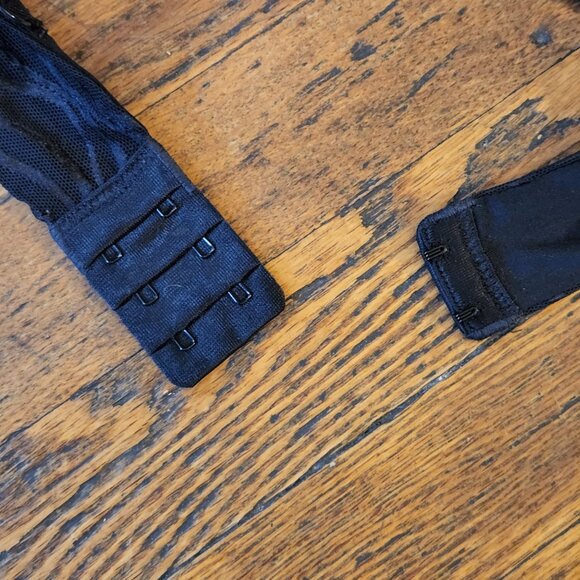 Women's 32D WACOAL black padded underwire push up T-shirt bra|Wavy mesh overlay - Picture 6 of 7